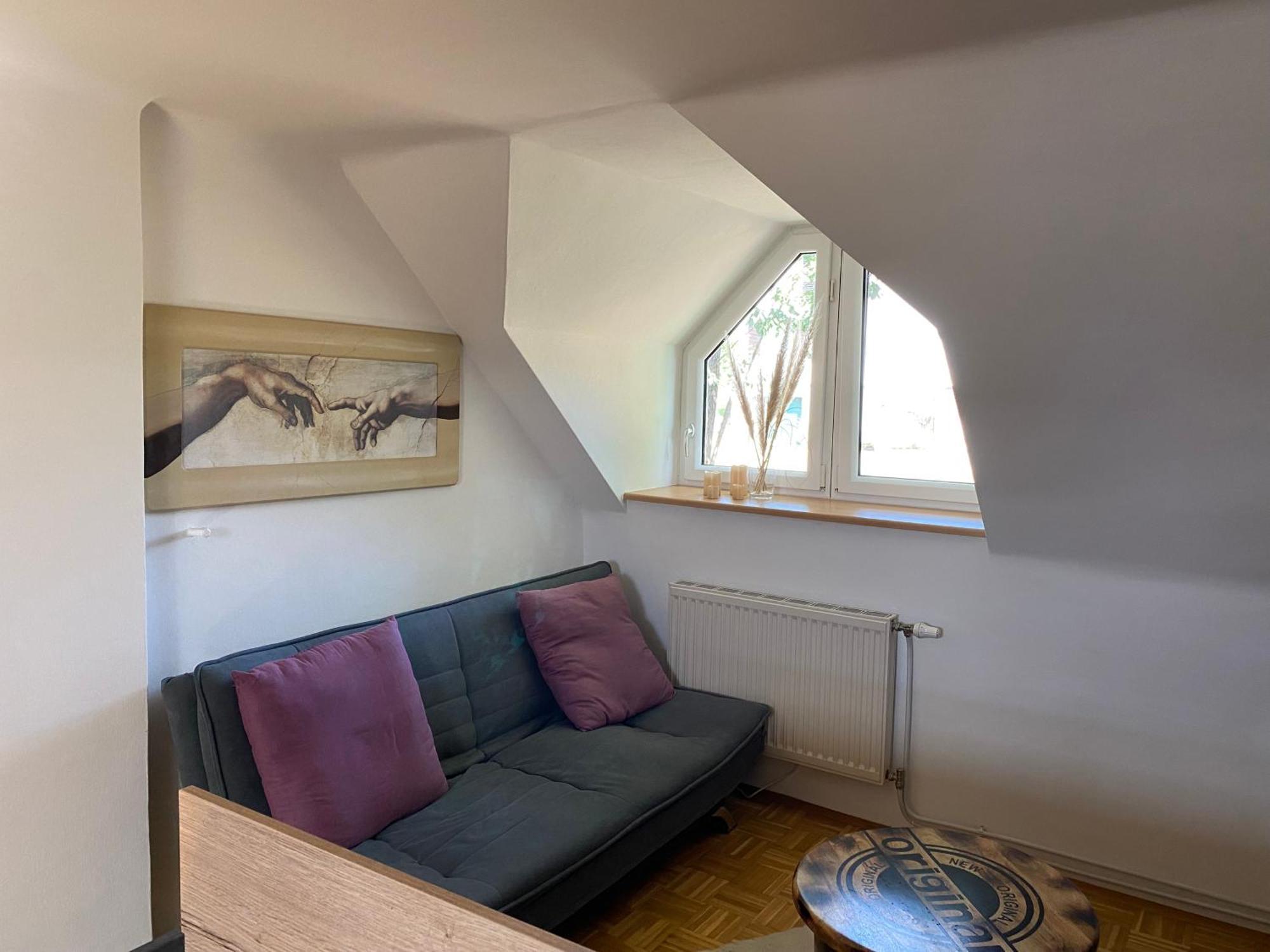 Schoenes Apartment Mit Aussicht Ueber Graz Bagian luar foto